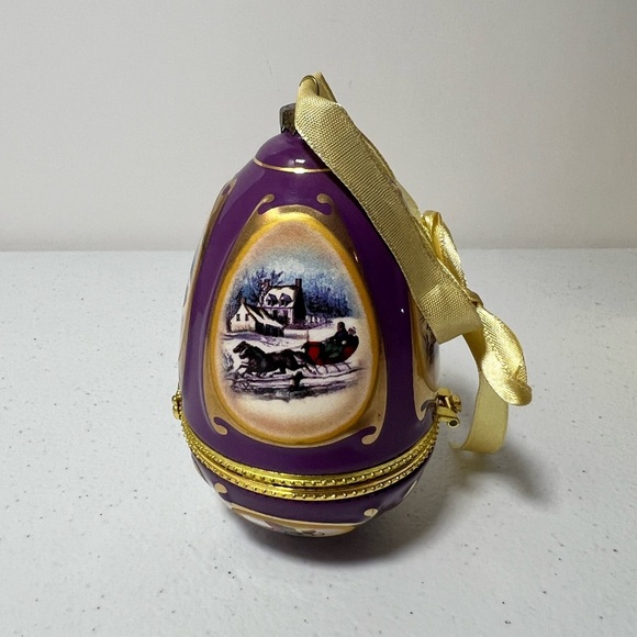 Porcelain Music Box Ornament 2007 Mr. Christmas Holiday Purple Egg 4” x 2.5” - Picture 1 of 10